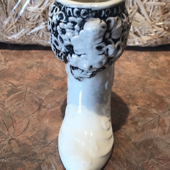 Vintage Victorian ceramic pull on boot collectible - Picture 8 of 12